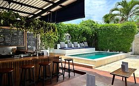 Lay Day Hostel Canggu